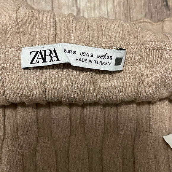 Zara Size Small Stretch Tube Top - Picture 3 of 3